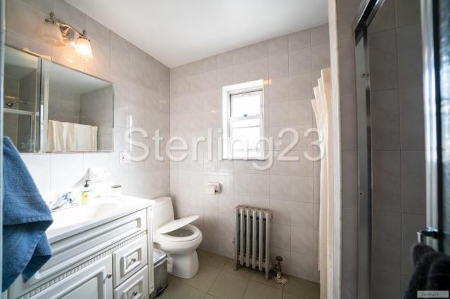 Building Photo - 1 bedroom in ASTORIA NY 11105