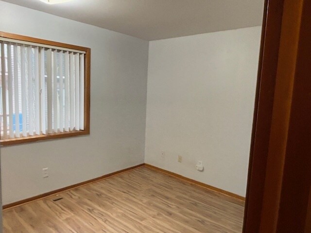 Building Photo - 3465 La Salle Dr