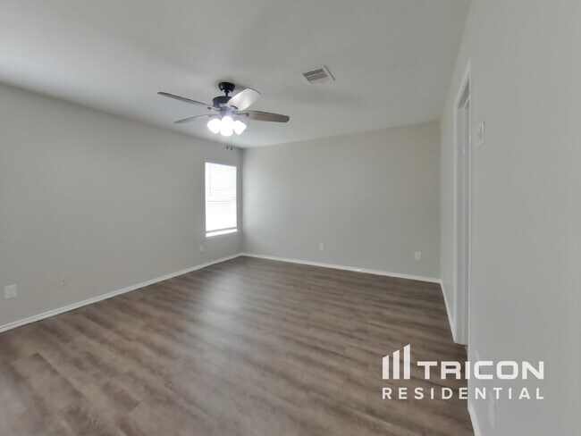 Building Photo - 4538 Newhope Terrace Ln