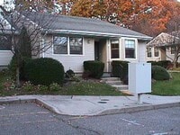 Building Photo - 7 Patriot Ct