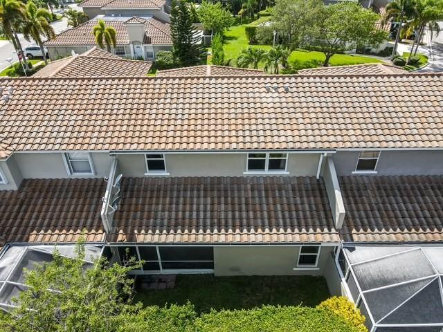 Building Photo - 5611 NW 118th Dr