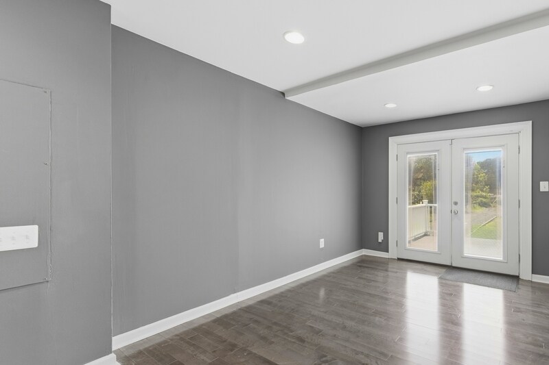 Building Photo - 3514 Cherry Valley Dr