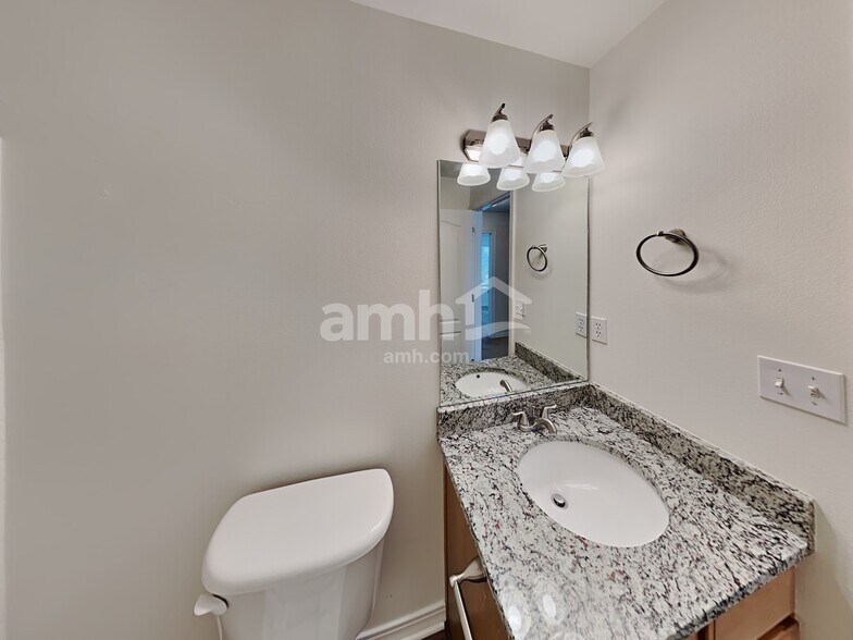 Building Photo - 13839 Ralph H Way