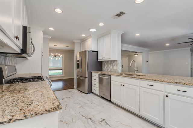 Building Photo - 3734 Crown Shore Dr