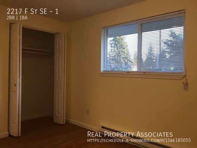 Building Photo - 2217 F St SE