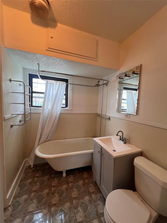 Building Photo - 941 E 52nd St