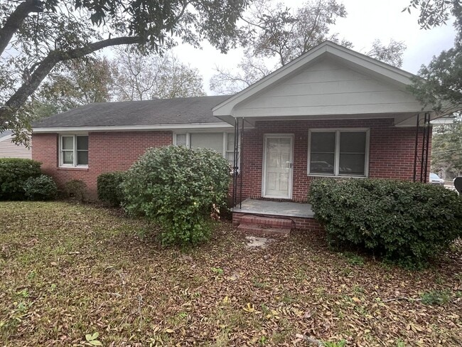 Primary Photo - Move-In Ready!