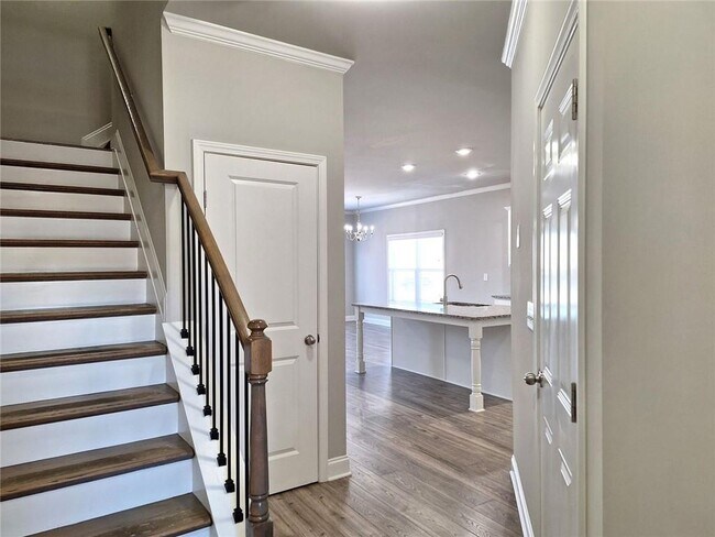 Building Photo - 2718 Morgan Creek Dr