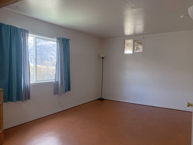 Building Photo - 536 US-97 ALT