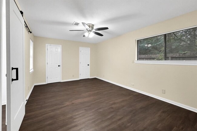 Building Photo - 2607 Creekhickory Rd