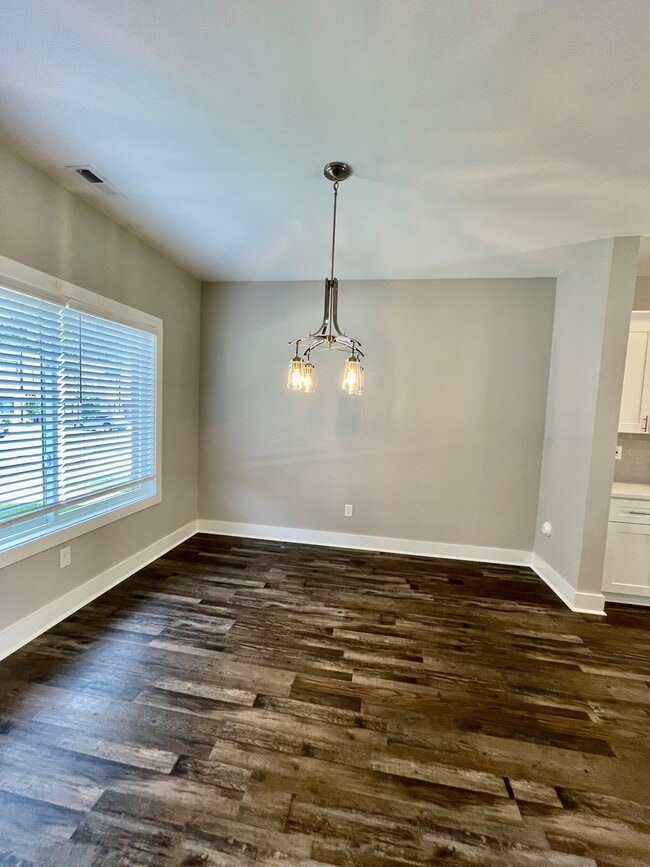 Building Photo - 55 Zentry Pl