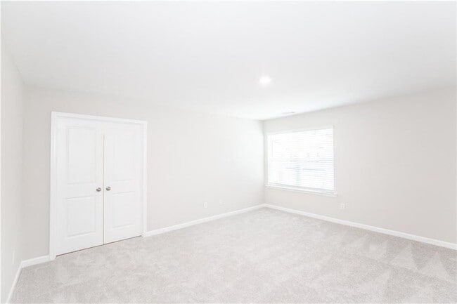 Building Photo - 129 Golden Eagle Pkwy