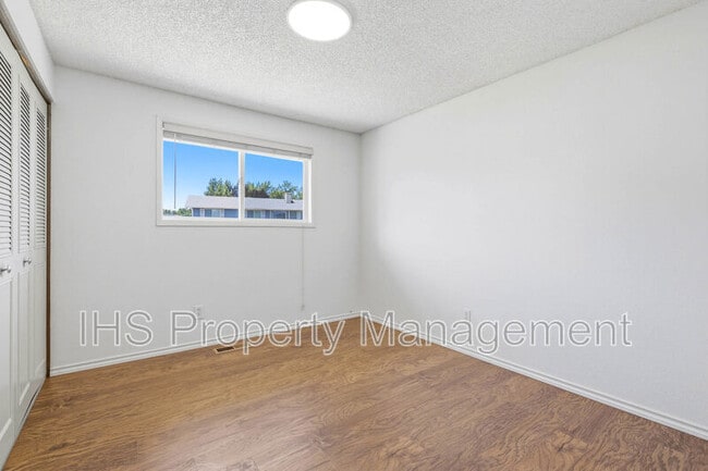 Building Photo - 1506 Cimarron Ave