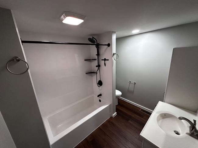 Building Photo - 47 Water St