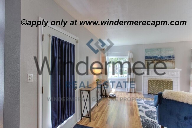 Building Photo - Charming Updated Home in Desirable Colonial Heights – Prime Location!