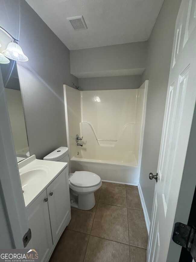 Building Photo - 10226 Stone St NW