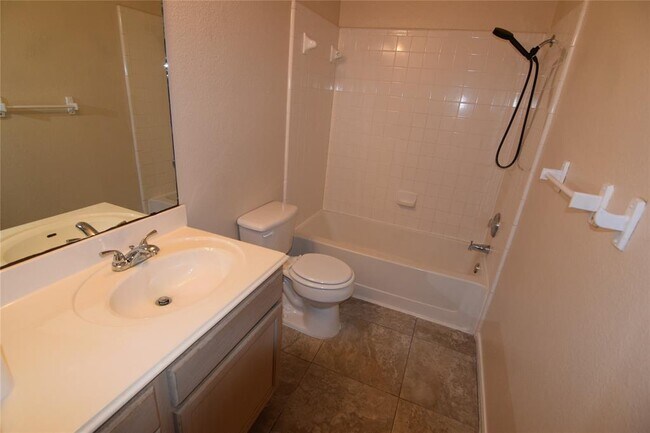 Building Photo - 380 Zebra Dr
