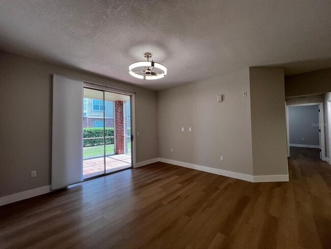 Building Photo - 13102 Mulberry Park Dr