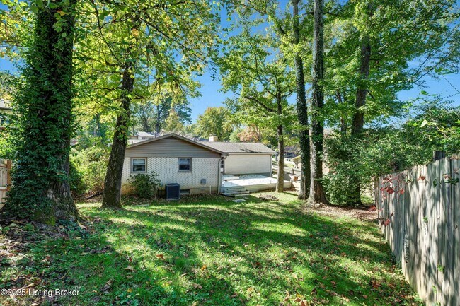 Building Photo - 7405 Ridan Way