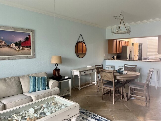 Building Photo - 9715 Acqua Ct