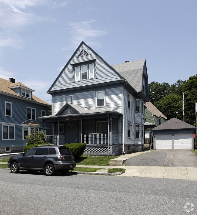 Building Photo - 16 Elbridge St