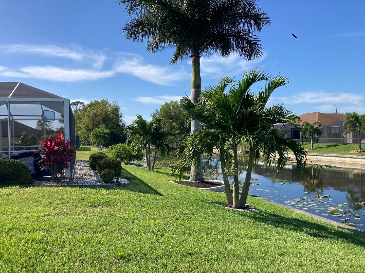 Building Photo - Short term FULLY FURNISHED vacation rental ,3/2 Pool Home on canal