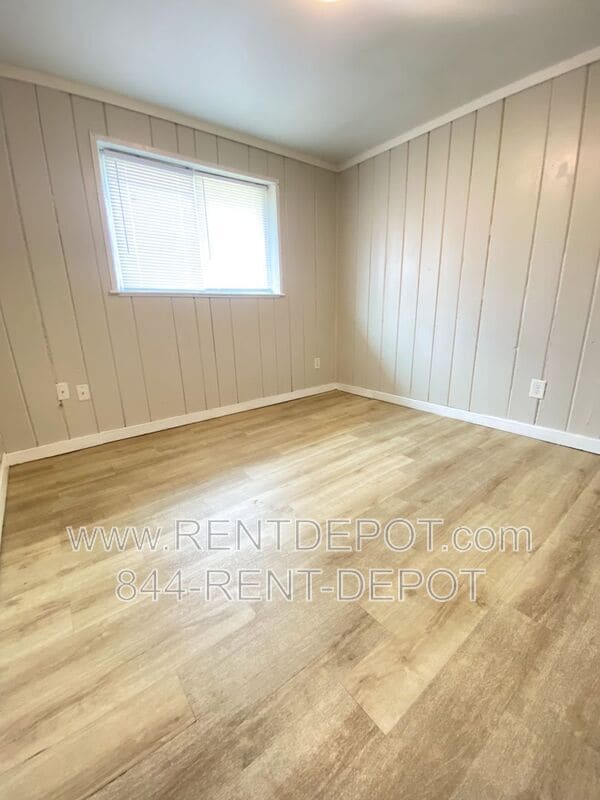 Building Photo - 1102 Washington Ave