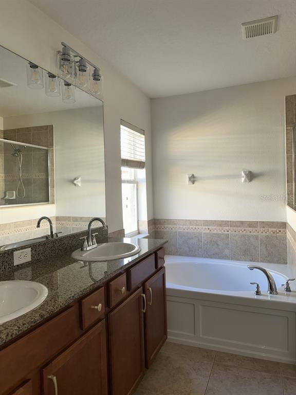 Building Photo - 11112 Ancient Futures Dr