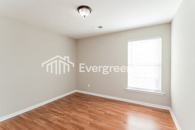 Building Photo - Coming Soon!