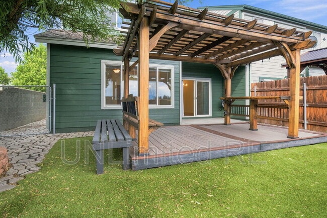 Building Photo - 9132 W Arden Ln