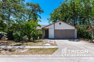 Building Photo - 2962 Woodpine Cir