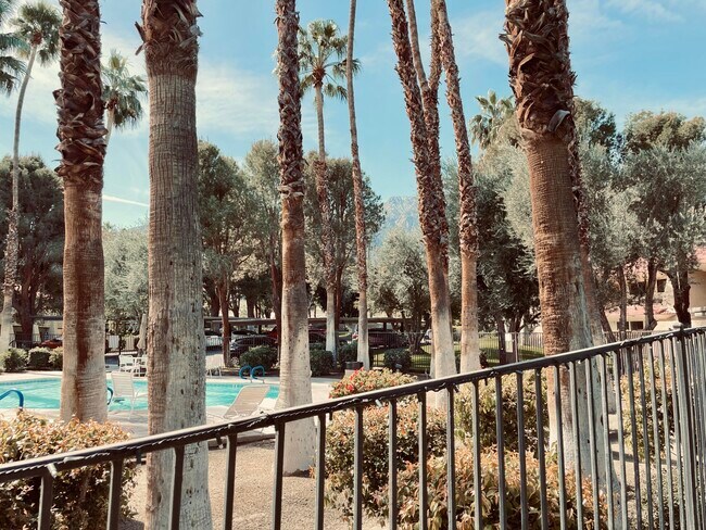 Building Photo - 2812 N Auburn Ct