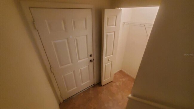 Building Photo - 5915 Brickleberry Ln