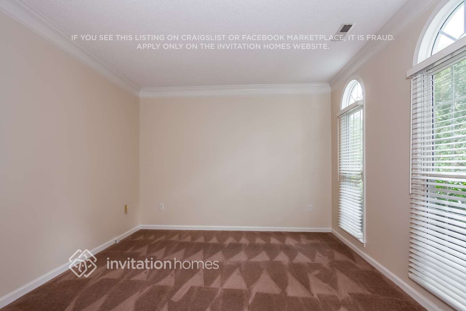Building Photo - 8728 Oakham St