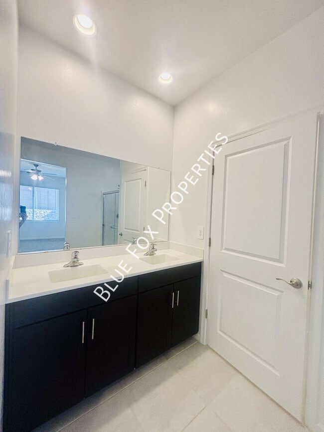 Building Photo - 6959 W Star Garden Way