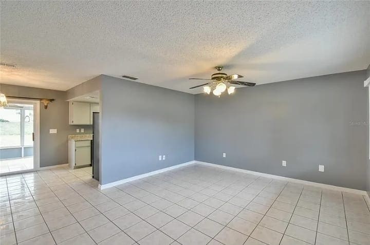 Building Photo - 6356 SW 103rd Street Rd