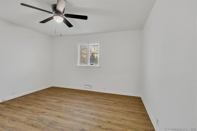 Building Photo - 275 High St