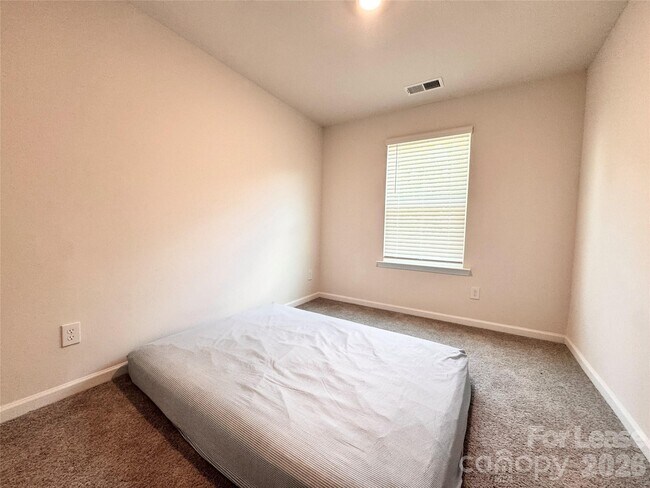 Building Photo - 6131 Faron Wy