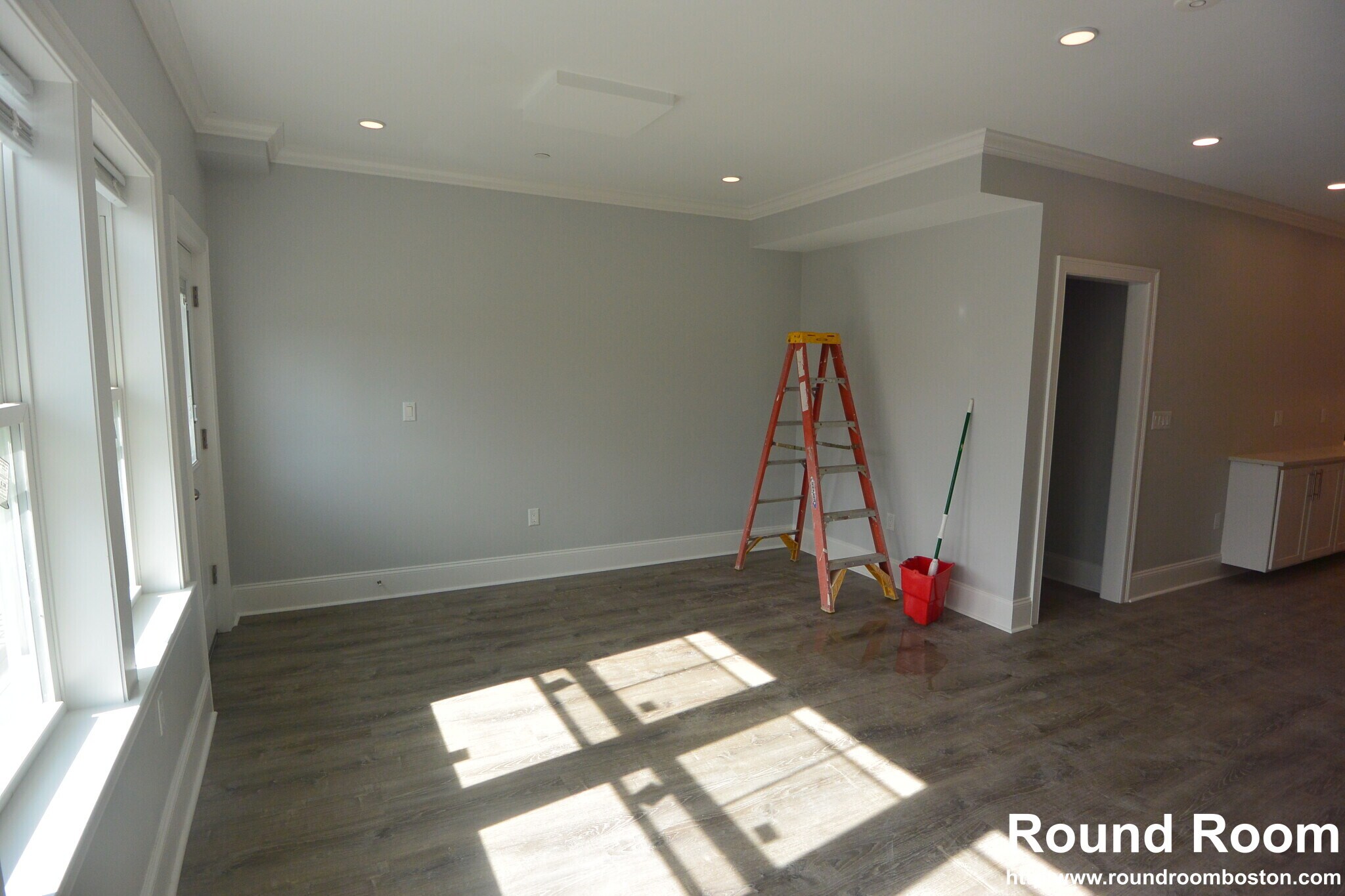 Building Photo - 120 Kenrick St