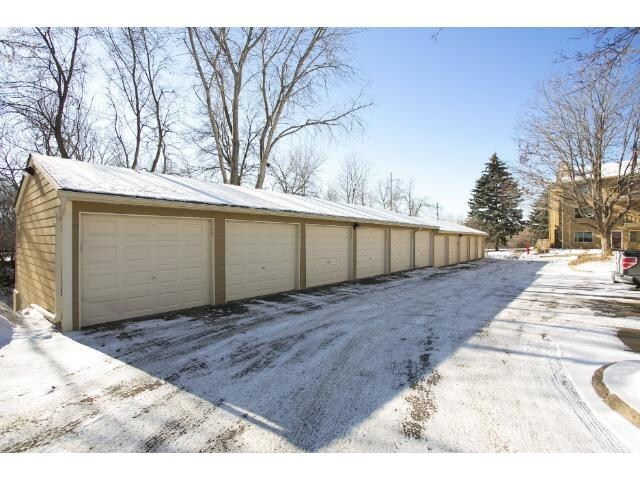 Garage - 2240 Ridge Dr