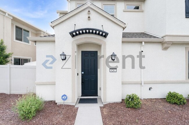 Building Photo - 9287 Mystic Lake Alley