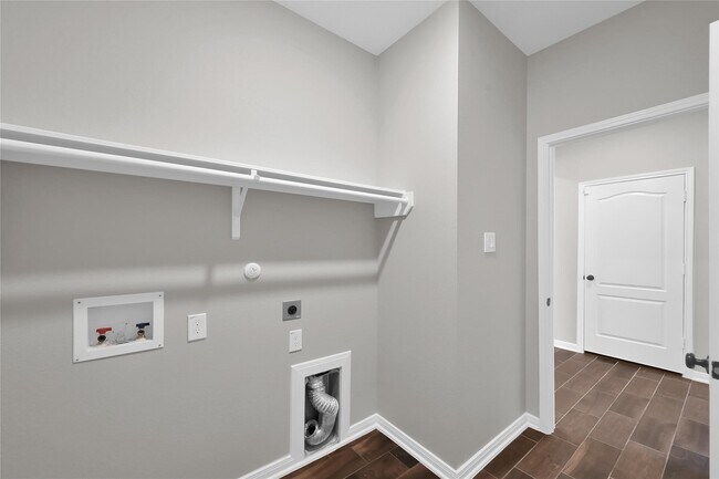 Building Photo - 610 Coyote Cyn Ct