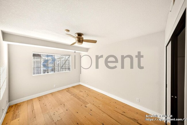 Building Photo - 2021 Carnegie Ln