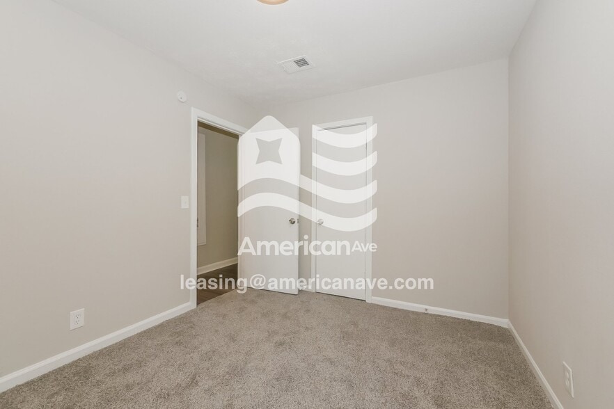 Building Photo - 4758 Wellborn Dr