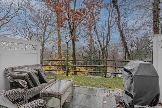 Building Photo - 203 Park Ridge Ln