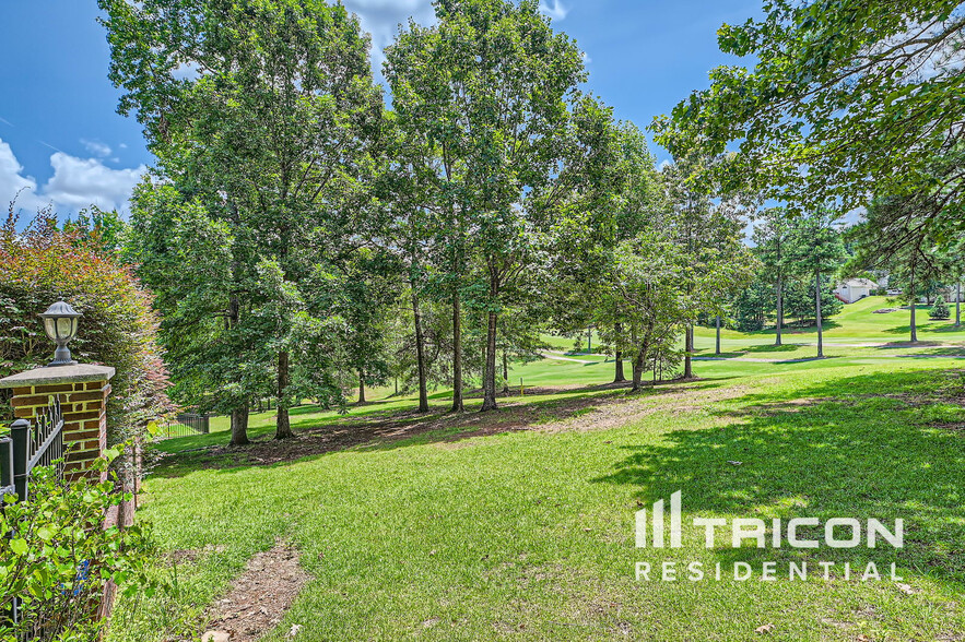 Building Photo - 1026 Overlook Dr