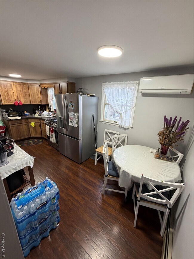 Building Photo - 1773 Casper Ave