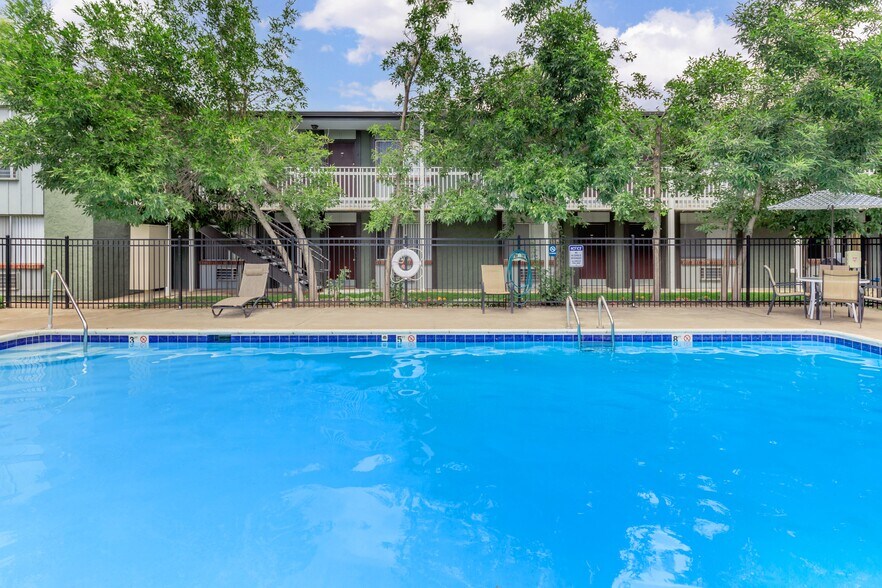 Building Photo - Green Mountain Apartments