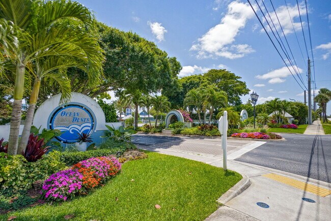 Building Photo - 1106 Ocean Dunes Cir