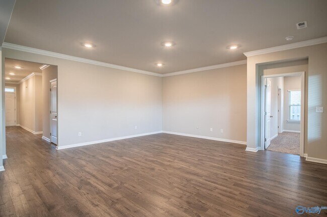 Building Photo - 26382 Jones Spg Dr